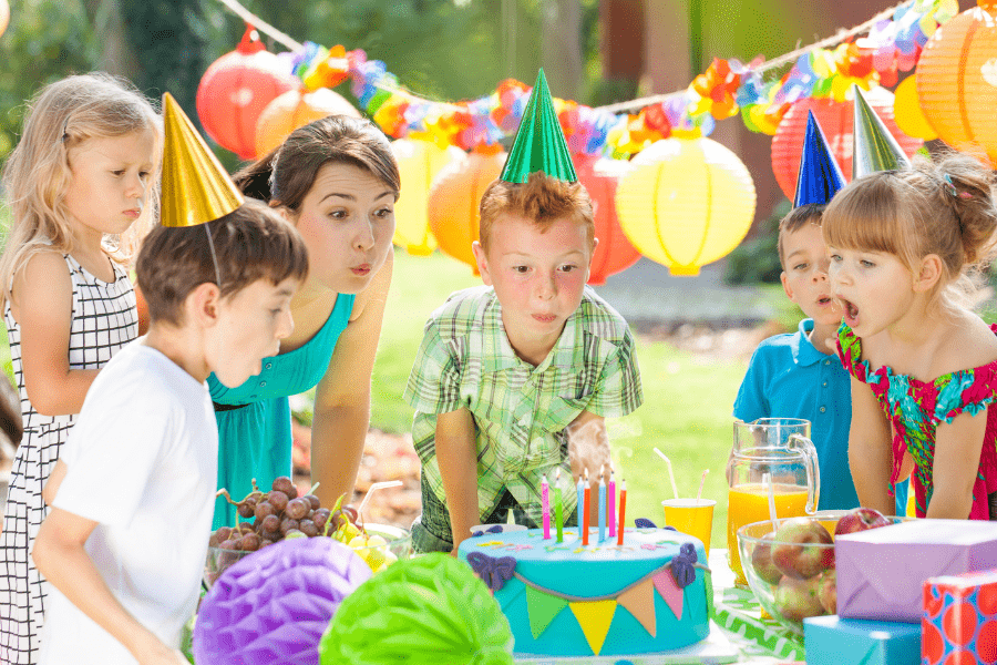 How To Plan An Amazing Summer Birthday Party - Blessed With Four