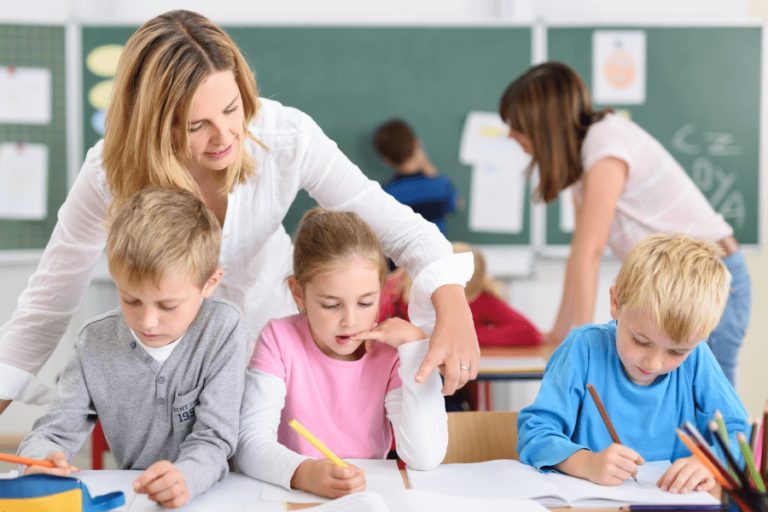 gifts for teachers aides