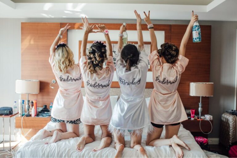 bridal party gifts for bridesmaids